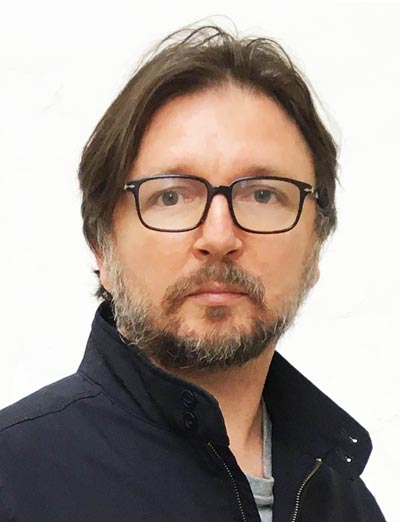 Portrait noir et blanc de Frank-Edouard Wozniak